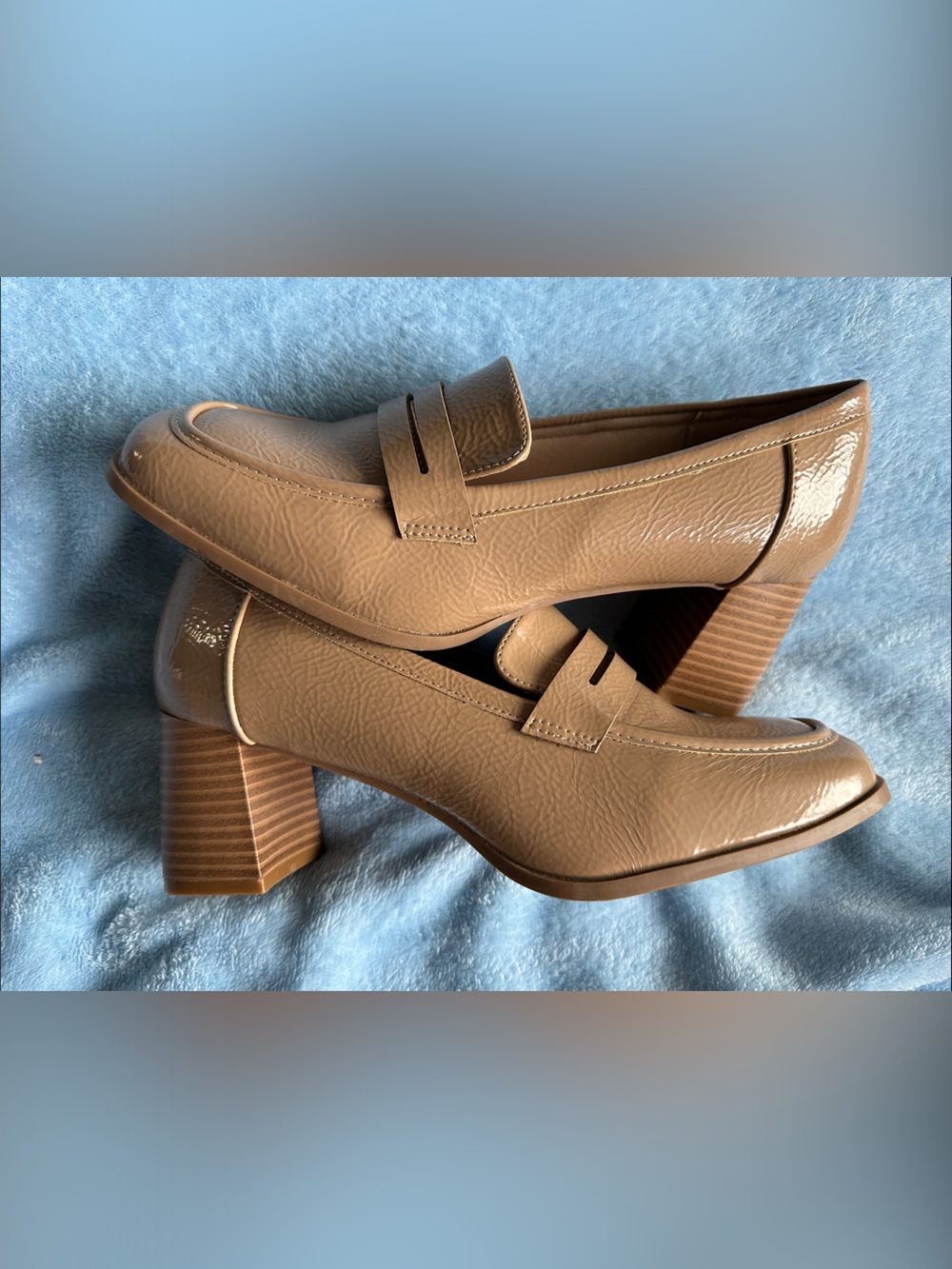 🤎 Journee Collection Taupe Patent Penny Loafer Block Heels Size 11 Wide